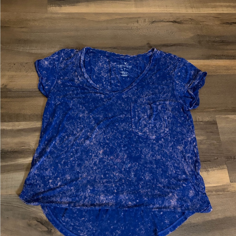 Womens American Eagle Outfitters Deep Blue Short Sleeve Tee Size Medium